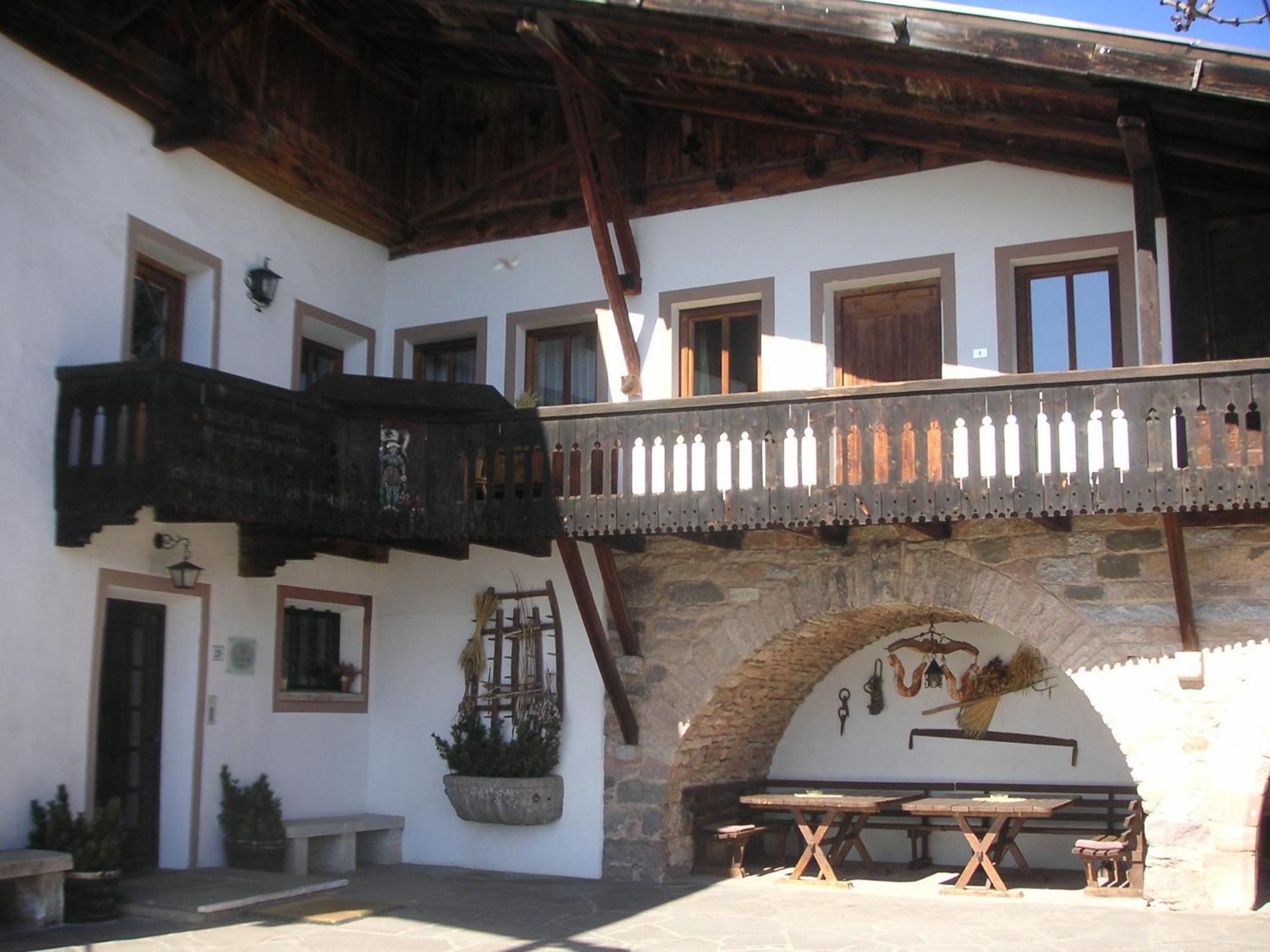Hotel Ansitz Kematen ***S Коллальбо Екстер'єр фото